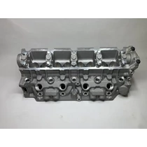 Renault 1.9D előkamrás, alul izzítós hengerfej